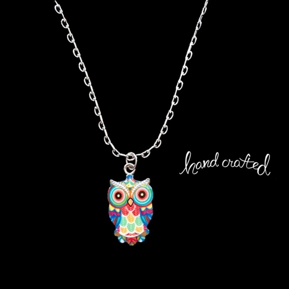 Hand Crafted Necklace Owl Silver Plate Chain "The Wise One" Colourful - Picture 1 of 11